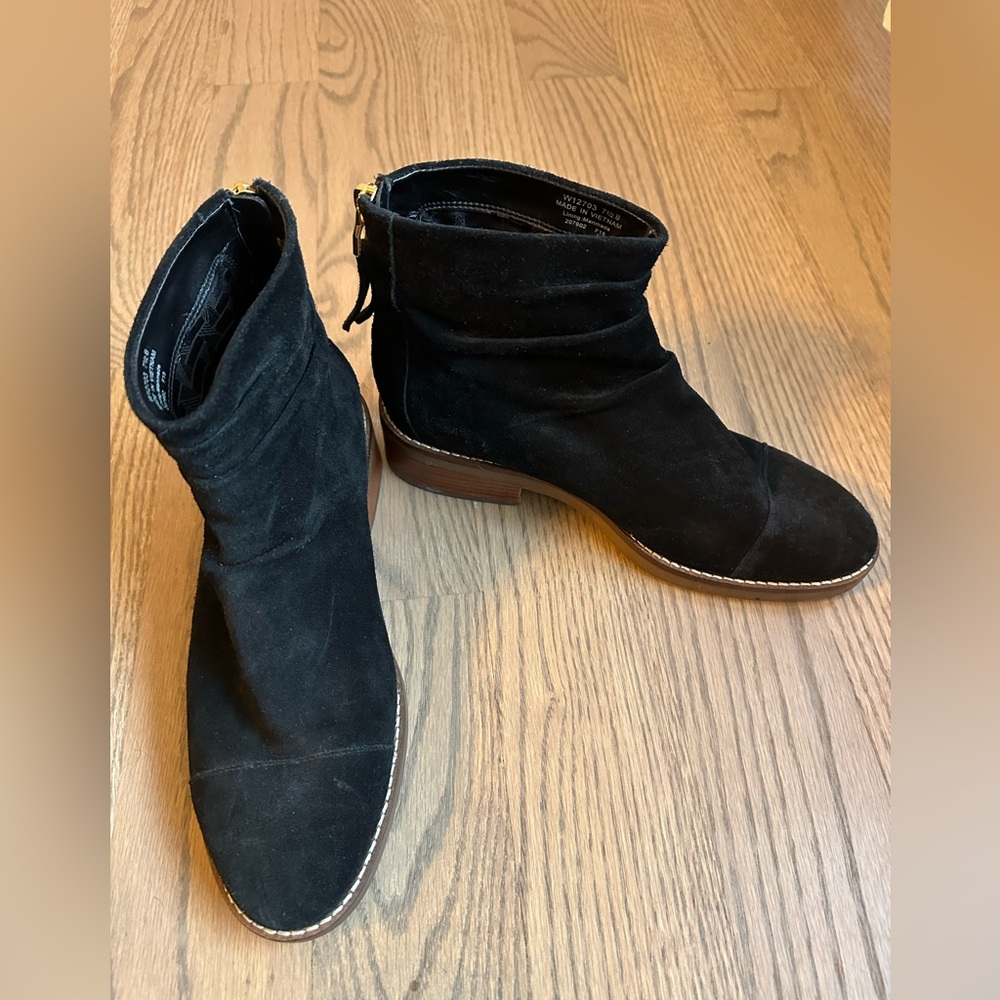 Cole Haan Grand 360 Riona Black Suede Slouch Ankle Boots Boho Minimalist